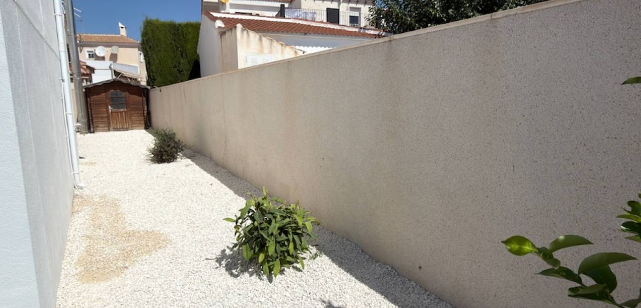 Sale - Villa -
Ciudad Quesada