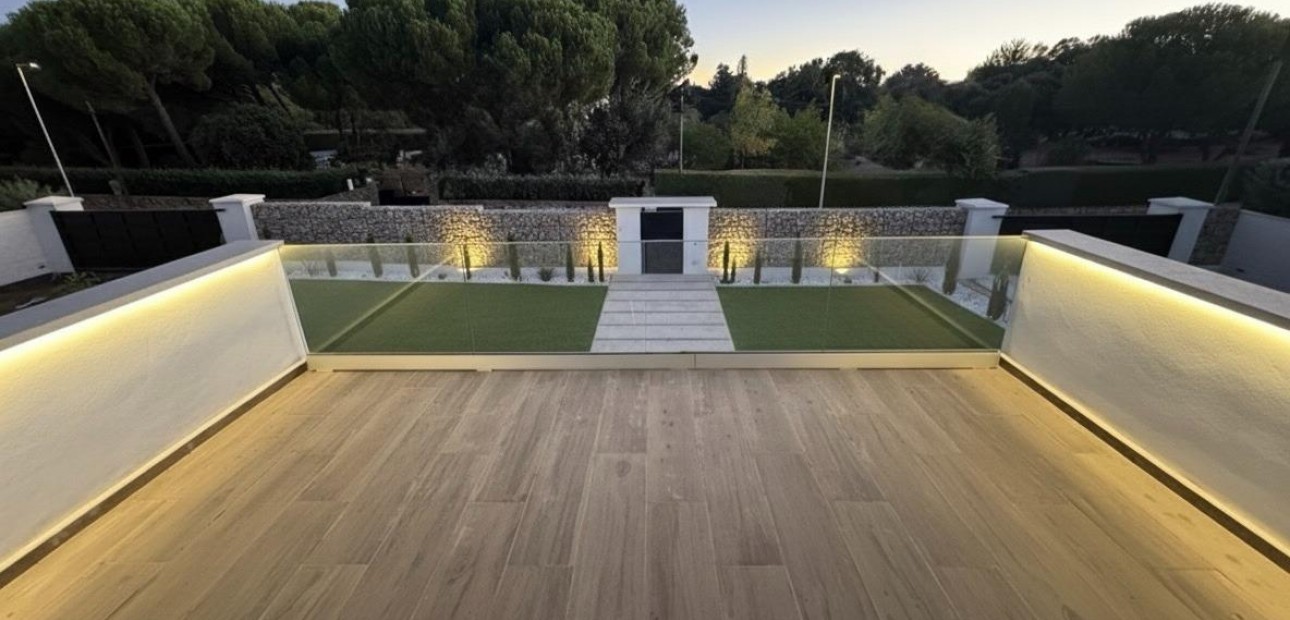 Herverkoop - Villa -
Valdemorillo - Mojadillas - Parque de las Infantas - El Paraiso