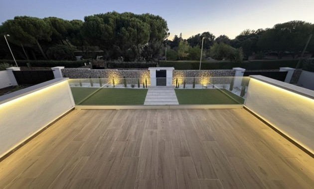 Herverkoop - Villa -
Valdemorillo - Mojadillas - Parque de las Infantas - El Paraiso