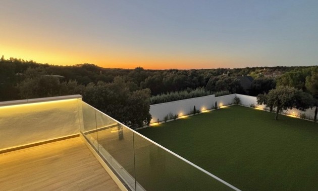 Herverkoop - Villa -
Valdemorillo - Mojadillas - Parque de las Infantas - El Paraiso