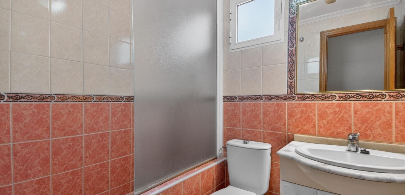 Herverkoop - Appartement / flat -
Torrevieja - Parque de las Naciones