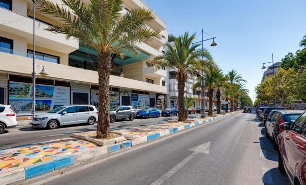 Herverkoop - Appartement / flat -
Torrevieja - Playa del cura