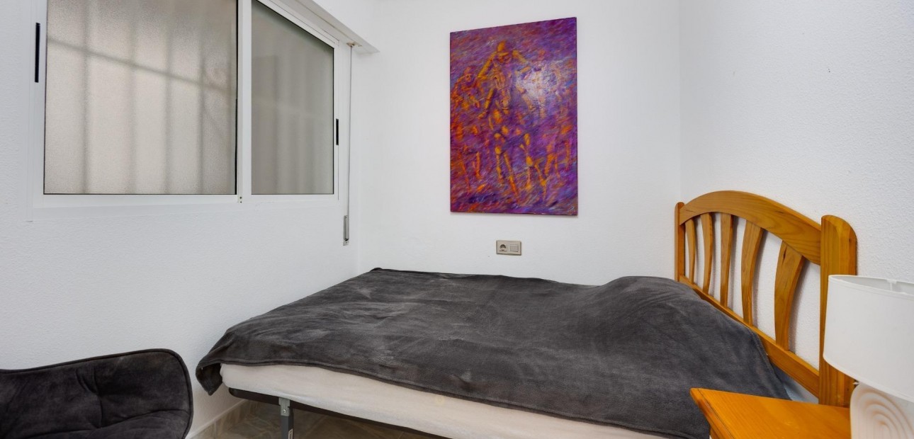 Herverkoop - Appartement / flat -
Torrevieja - Playa del cura