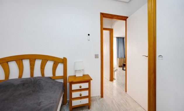 Herverkoop - Appartement / flat -
Torrevieja - Playa del cura