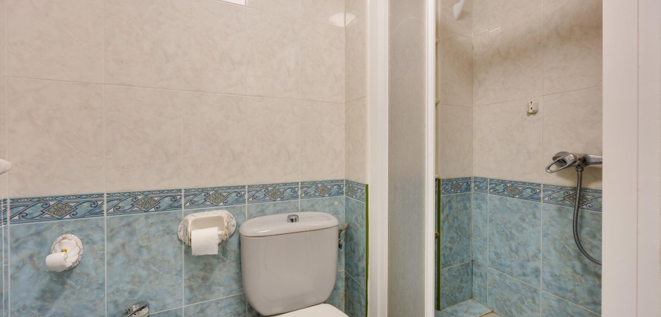 Herverkoop - Appartement / flat -
Torrevieja - Playa del cura