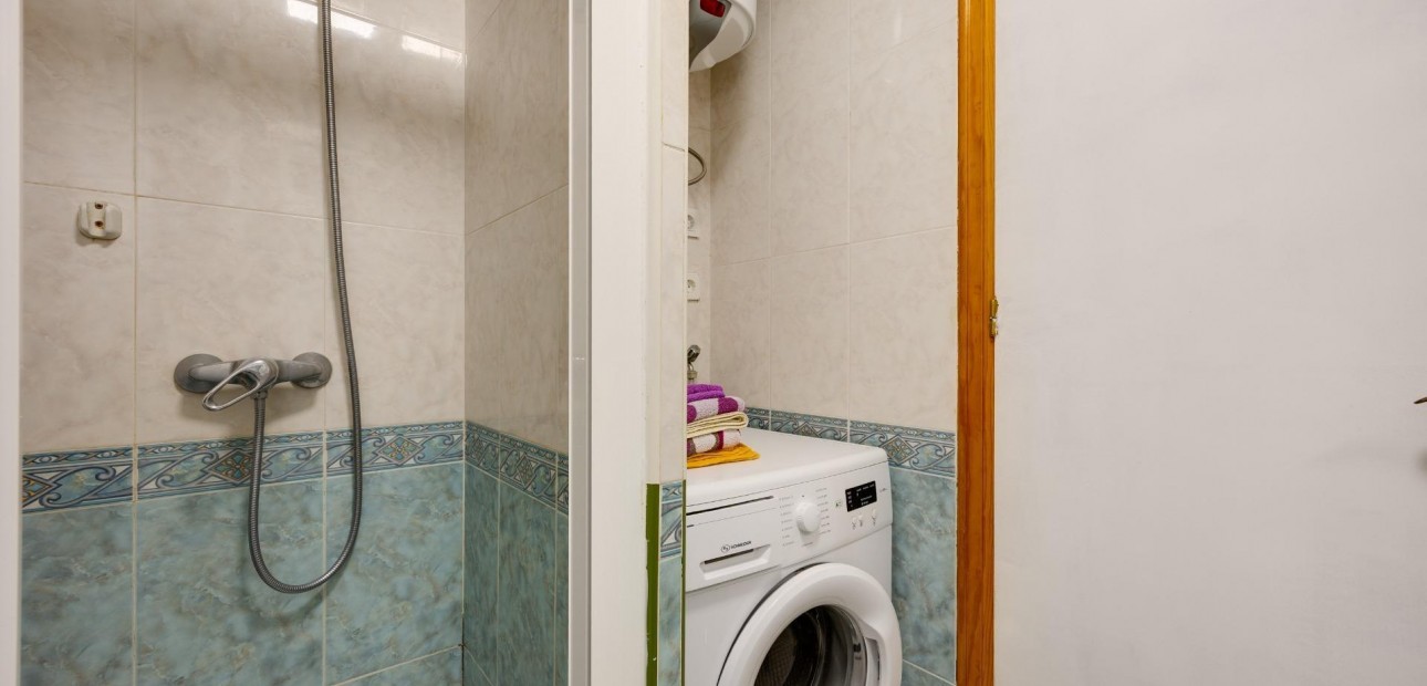 Herverkoop - Appartement / flat -
Torrevieja - Playa del cura