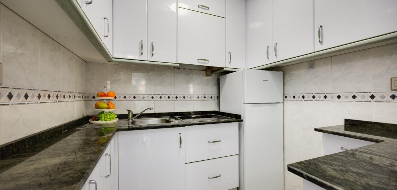 Herverkoop - Appartement / flat -
Torrevieja - Playa del cura