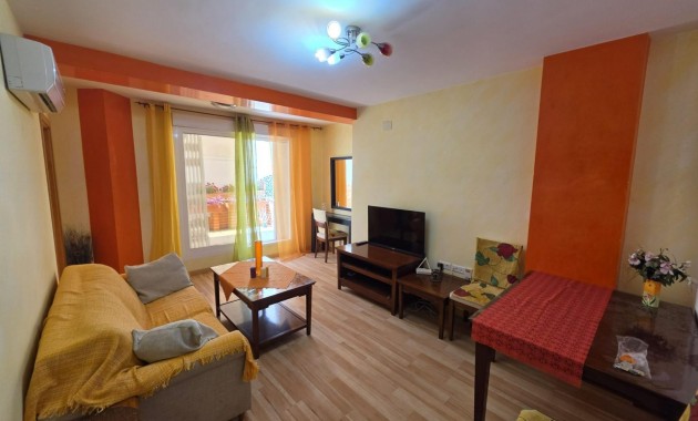 Herverkoop - Appartement / flat -
Torrevieja - torrevieja