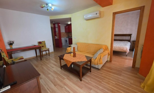 Herverkoop - Appartement / flat -
Torrevieja - torrevieja