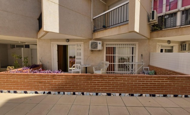 Herverkoop - Appartement / flat -
Torrevieja - torrevieja