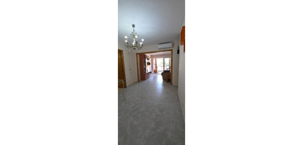 Herverkoop - Appartement / flat -
Torrevieja - Playa de los Naufragos