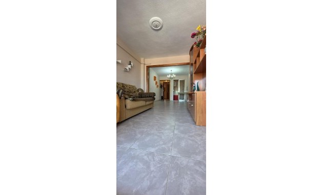 Herverkoop - Appartement / flat -
Torrevieja - Playa de los Naufragos