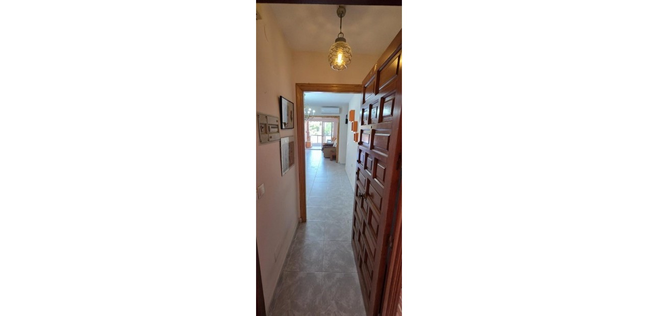 Herverkoop - Appartement / flat -
Torrevieja - Playa de los Naufragos