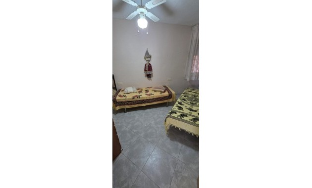 Herverkoop - Appartement / flat -
Torrevieja - Playa de los Naufragos