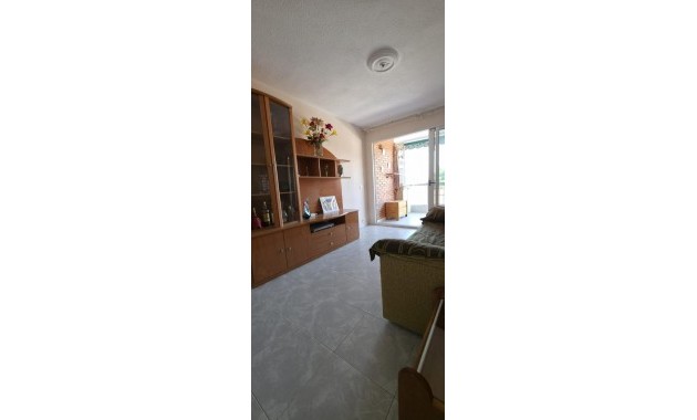 Herverkoop - Appartement / flat -
Torrevieja - Playa de los Naufragos