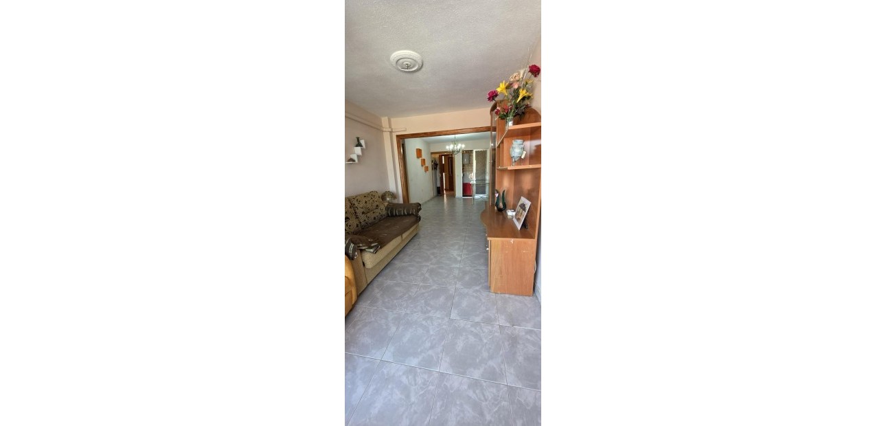 Herverkoop - Appartement / flat -
Torrevieja - Playa de los Naufragos