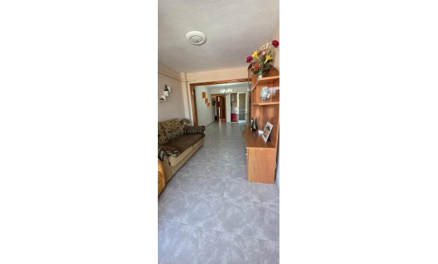 Herverkoop - Appartement / flat -
Torrevieja - Playa de los Naufragos
