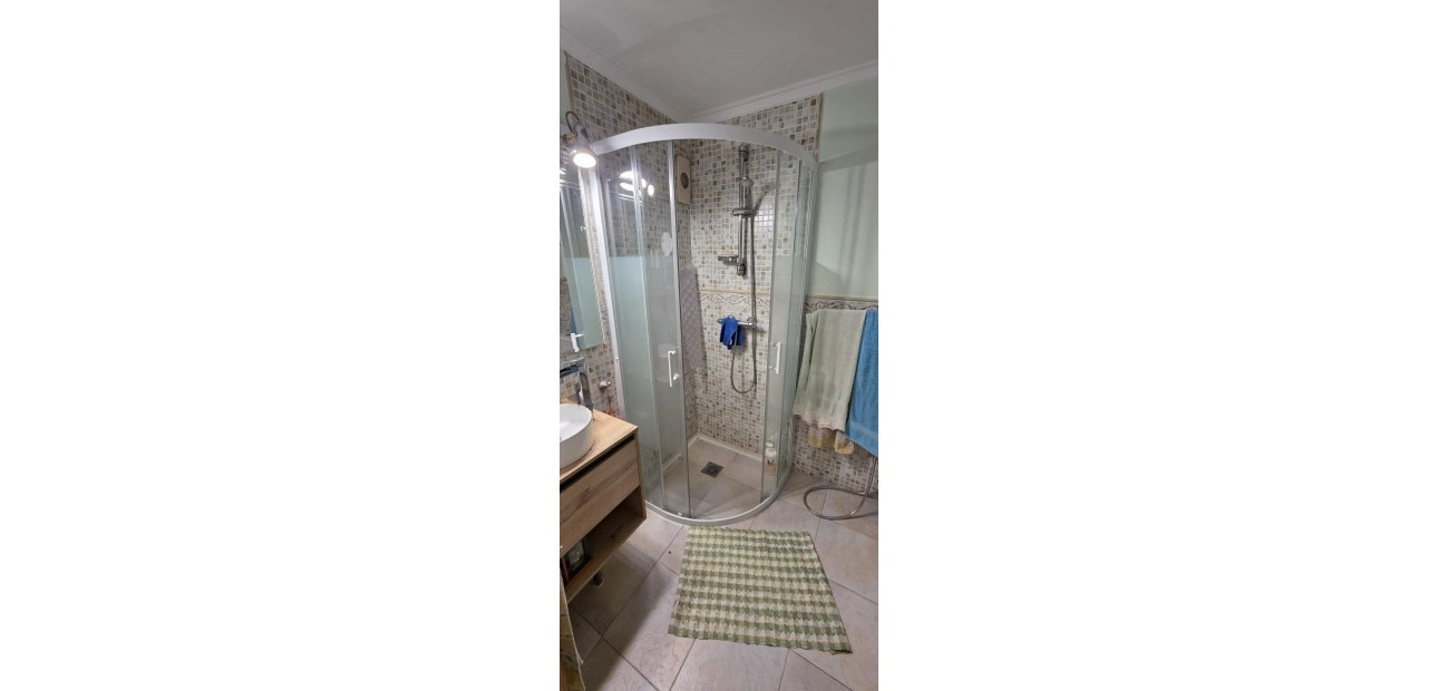 Herverkoop - Appartement / flat -
Torrevieja - Playa de los Naufragos