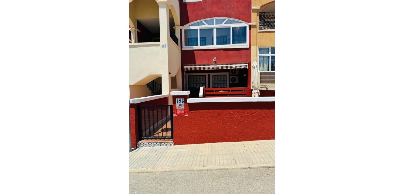 Herverkoop - Villa -
Orihuela Costa - La Florida