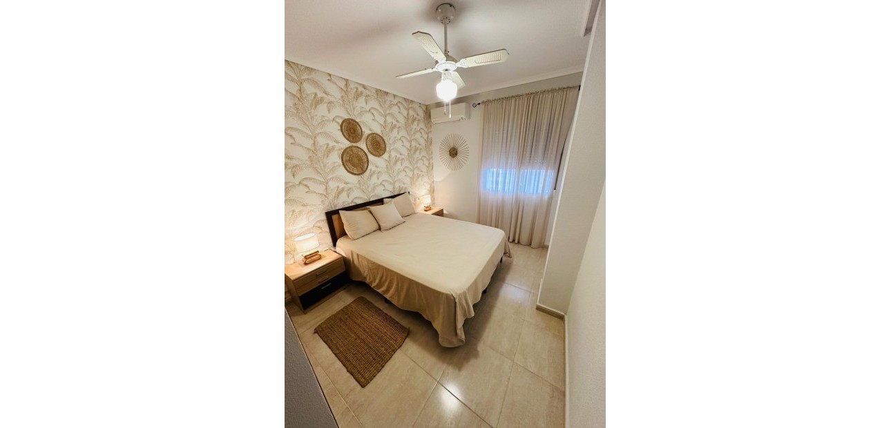 Herverkoop - Villa -
Orihuela Costa - La Florida