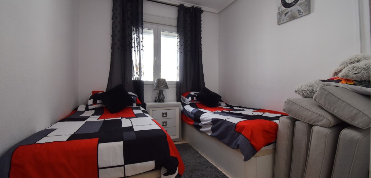 Herverkoop - Quad Villa -
Orihuela Costa - Playa Flamenca