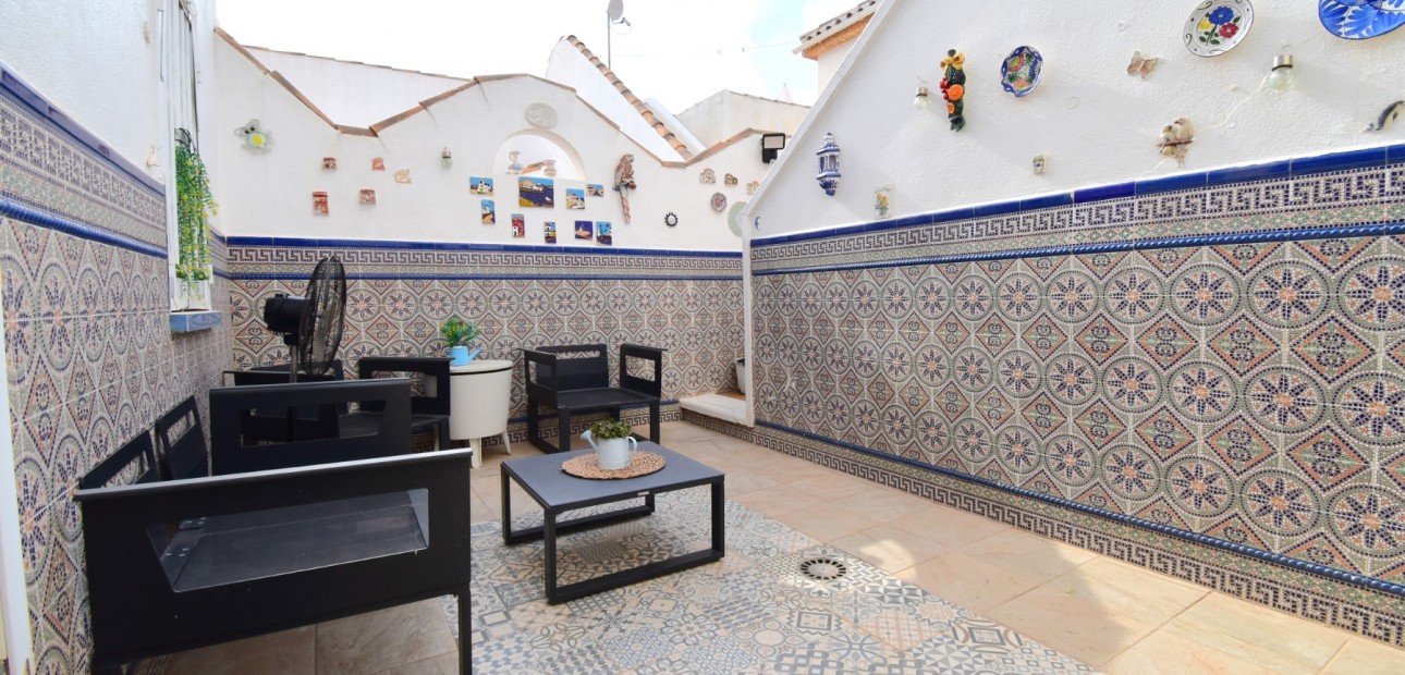 Herverkoop - Quad Villa -
Orihuela Costa - Playa Flamenca