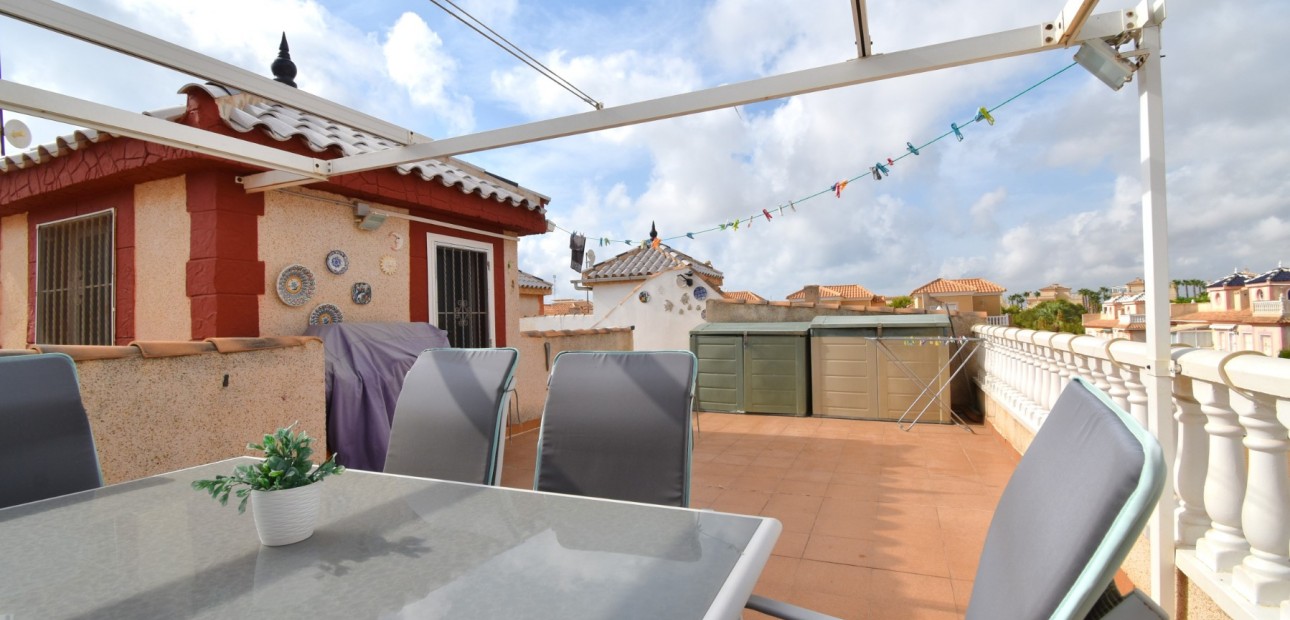 Herverkoop - Quad Villa -
Orihuela Costa - Playa Flamenca