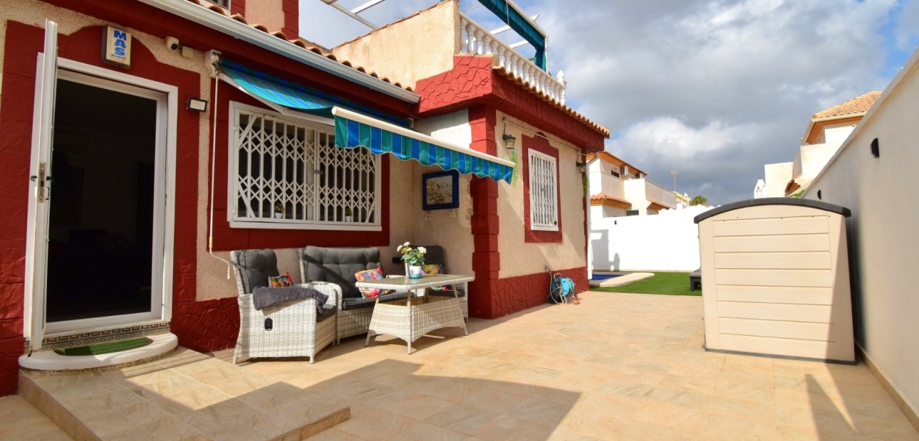 Herverkoop - Quad Villa -
Orihuela Costa - Playa Flamenca