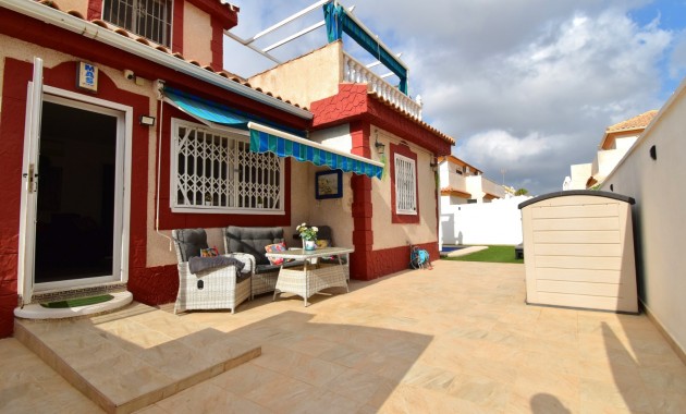 Herverkoop - Quad Villa -
Orihuela Costa - Playa Flamenca