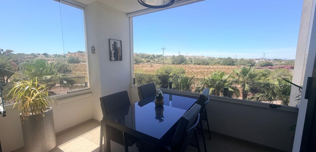Herverkoop - Appartement / flat -
Los Altos - Torrevieja