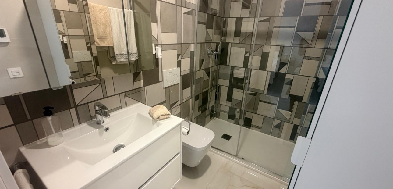 Herverkoop - Appartement / flat -
Los Altos - Torrevieja