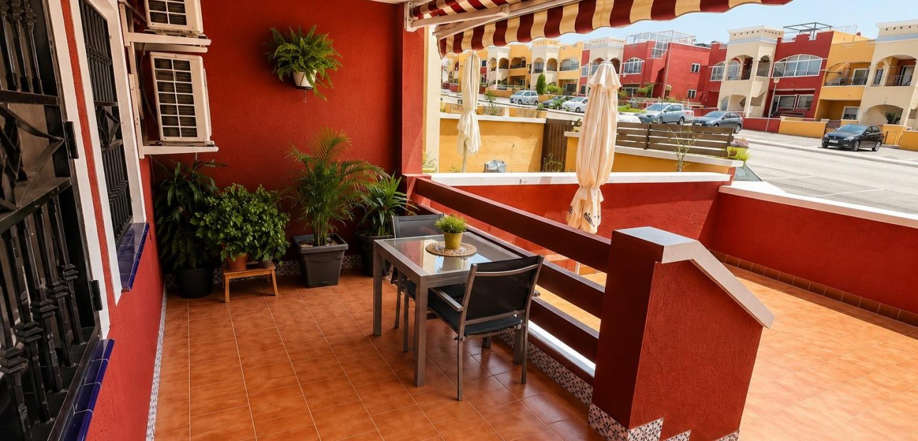 Herverkoop - Bungalow -
Orihuela Costa - Los Altos