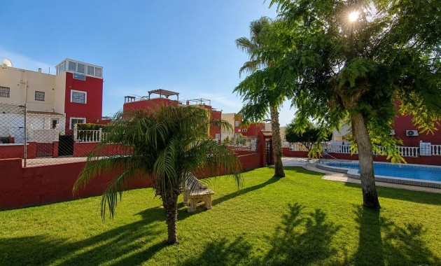 Herverkoop - Bungalow -
Orihuela Costa - Los Altos