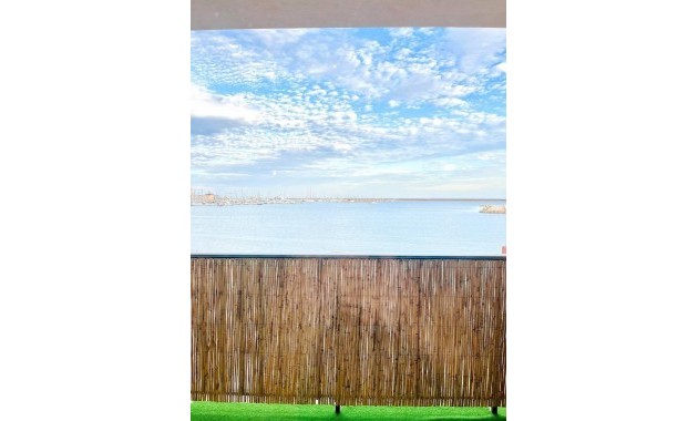 Herverkoop - Appartement / flat -
Torrevieja - Acequion