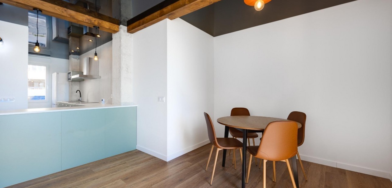 Herverkoop - Appartement / flat -
Torrevieja - Acequion