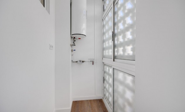 Herverkoop - Appartement / flat -
Torrevieja - Acequion