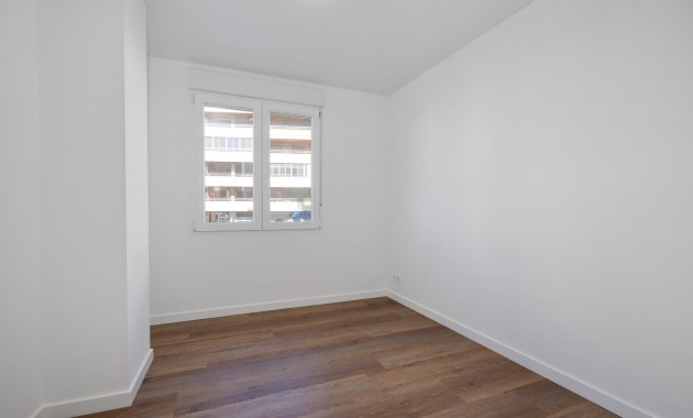Herverkoop - Appartement / flat -
Torrevieja - Acequion