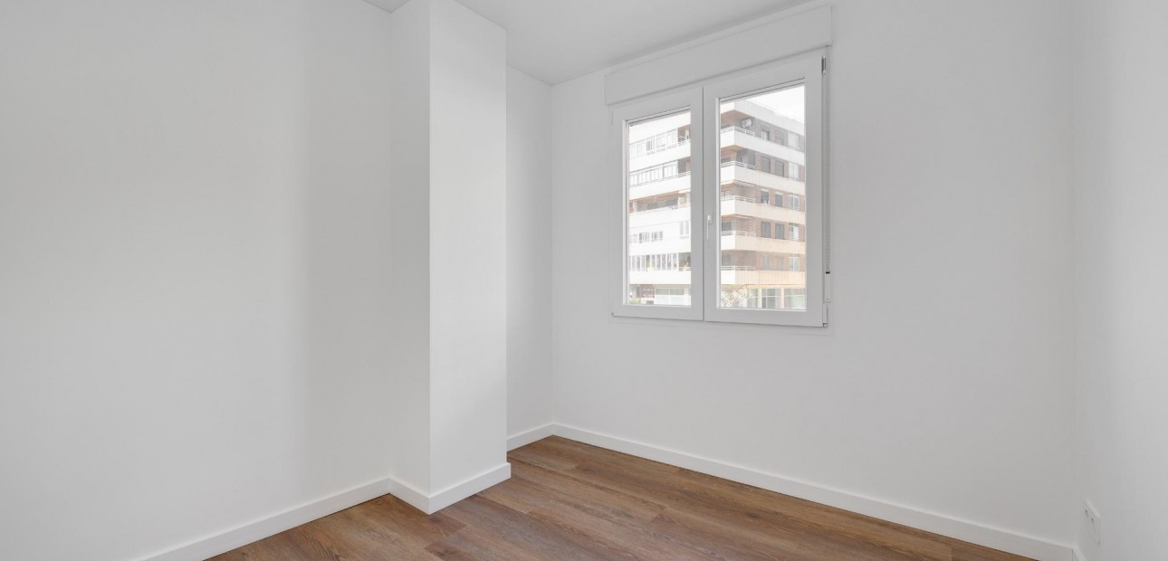 Herverkoop - Appartement / flat -
Torrevieja - Acequion