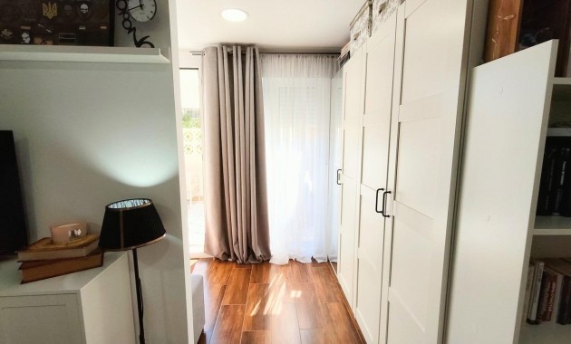 Herverkoop - Bungalow -
Torrevieja - La Mata pueblo