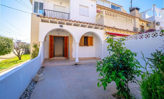 Herverkoop - Bungalow -
Torrevieja - La Siesta - El Salado - Torreta