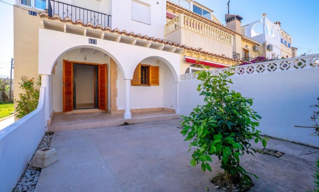 Herverkoop - Bungalow -
Torrevieja - La Siesta - El Salado - Torreta
