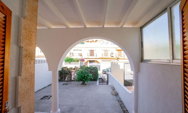 Herverkoop - Bungalow -
Torrevieja - La Siesta - El Salado - Torreta