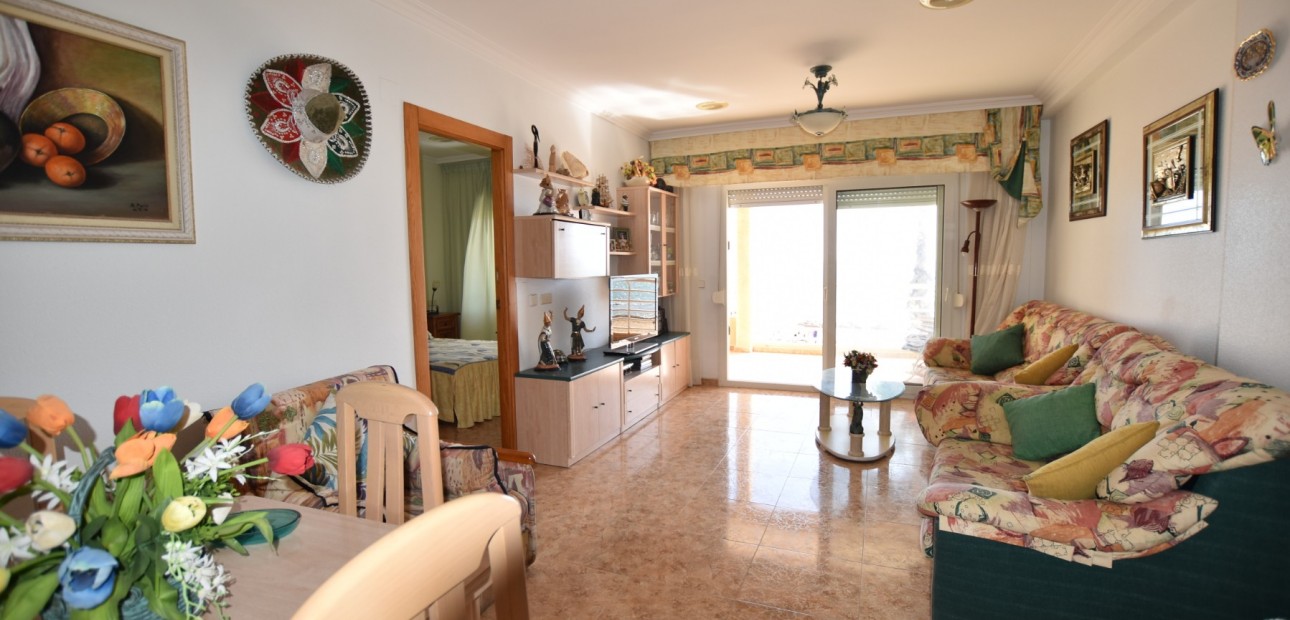 Herverkoop - Appartement / flat -
Torrevieja - Torre La Mata