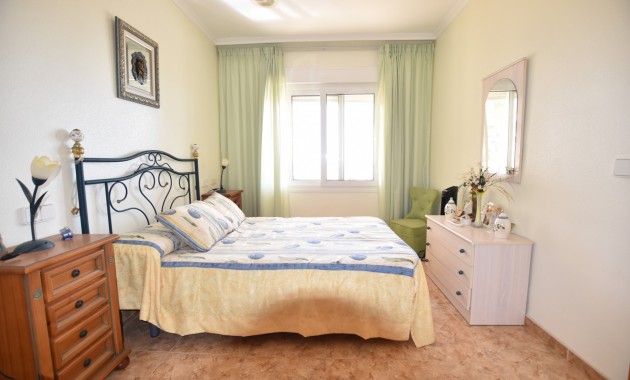 Herverkoop - Appartement / flat -
Torrevieja - Torre La Mata
