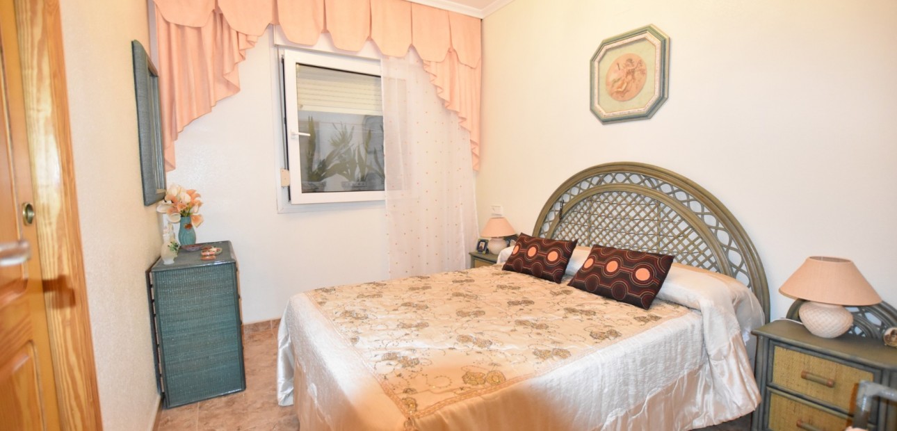 Herverkoop - Appartement / flat -
Torrevieja - Torre La Mata