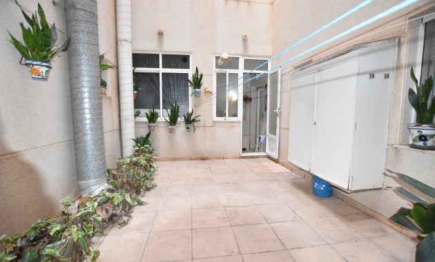 Herverkoop - Appartement / flat -
Torrevieja - Torre La Mata