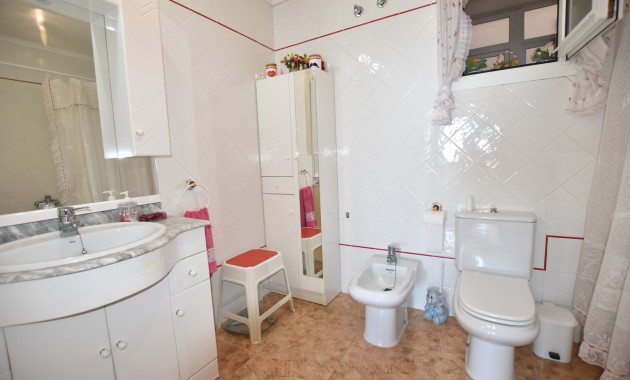 Herverkoop - Appartement / flat -
Torrevieja - Torre La Mata