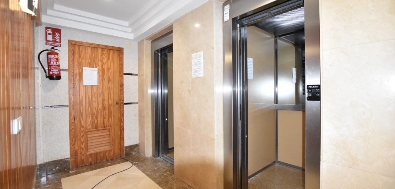 Herverkoop - Appartement / flat -
Torrevieja - Torre La Mata
