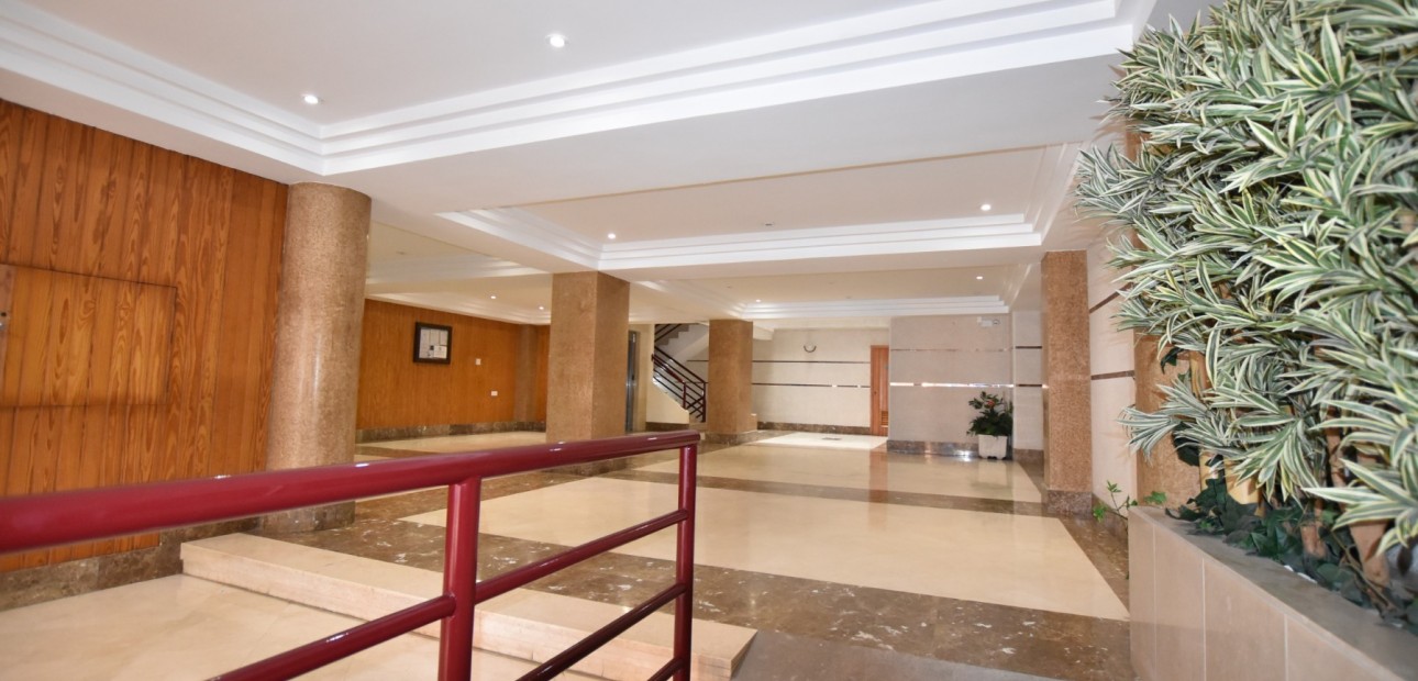 Herverkoop - Appartement / flat -
Torrevieja - Torre La Mata