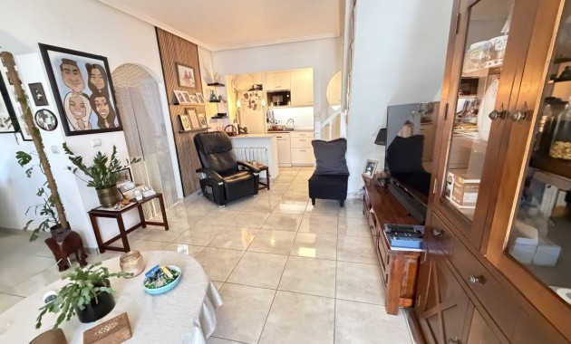 Herverkoop - Quad Villa -
Orihuela Costa - Los Altos
